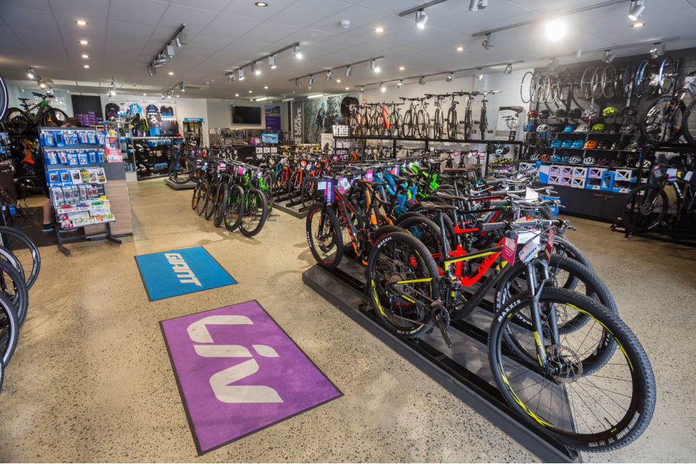 giant bicycle shop